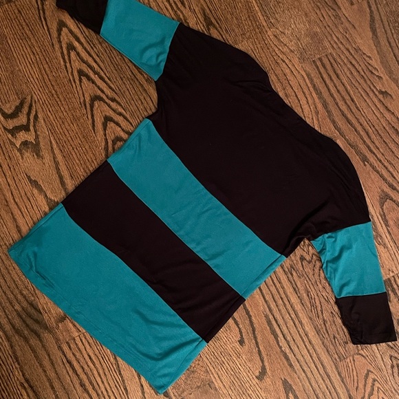 Maternity Shirt * Worn Once or Twice - Picture 2 of 2